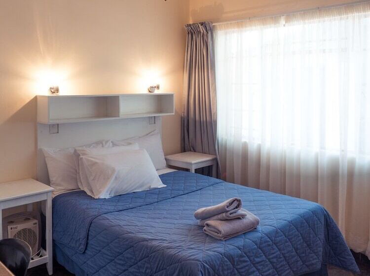 בקתת חדר, Hartbeespoort Holiday Resort