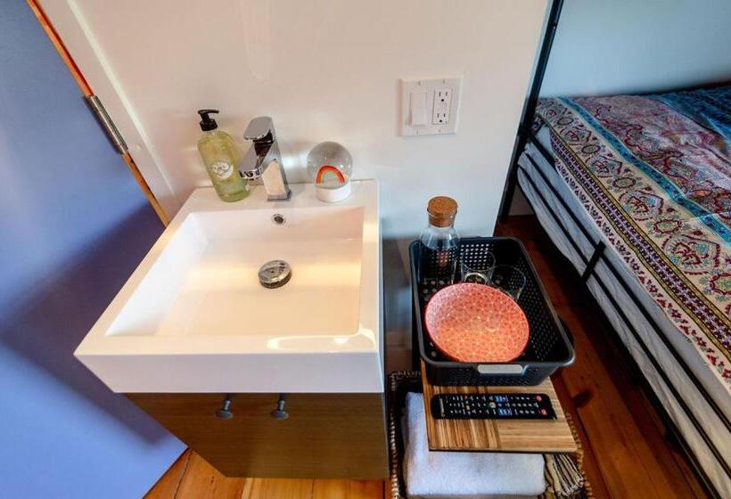 غرفة قياسية رباعية, Edison S Inn And The Perth County Inn   2 Beautiful Boutique Inns On The Same Block