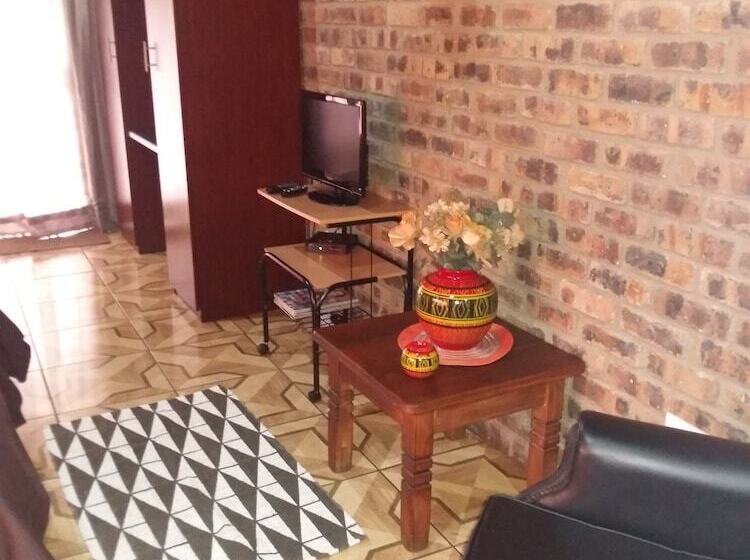 スタンダード４人部屋, Pride Rock Accommodation