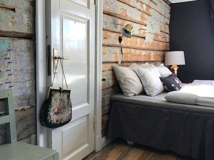 חדר סטנדרט, Pensionatet