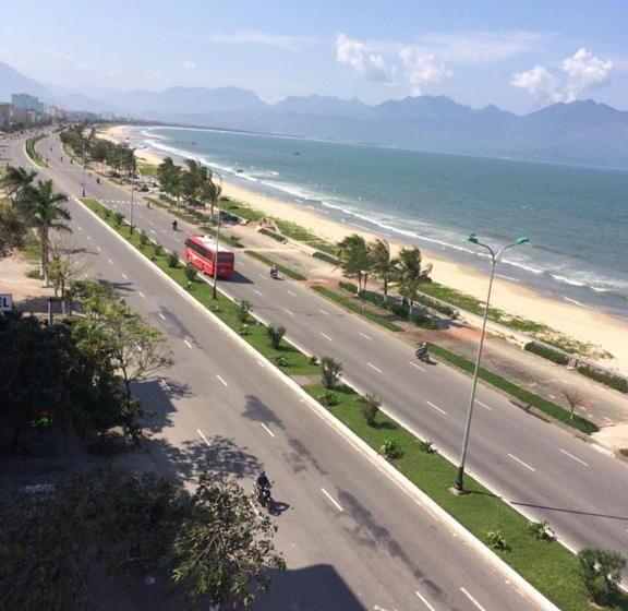 اتاق استاندارد چهار تخته با چشمانداز دریا, Gia Huy Guesthouse