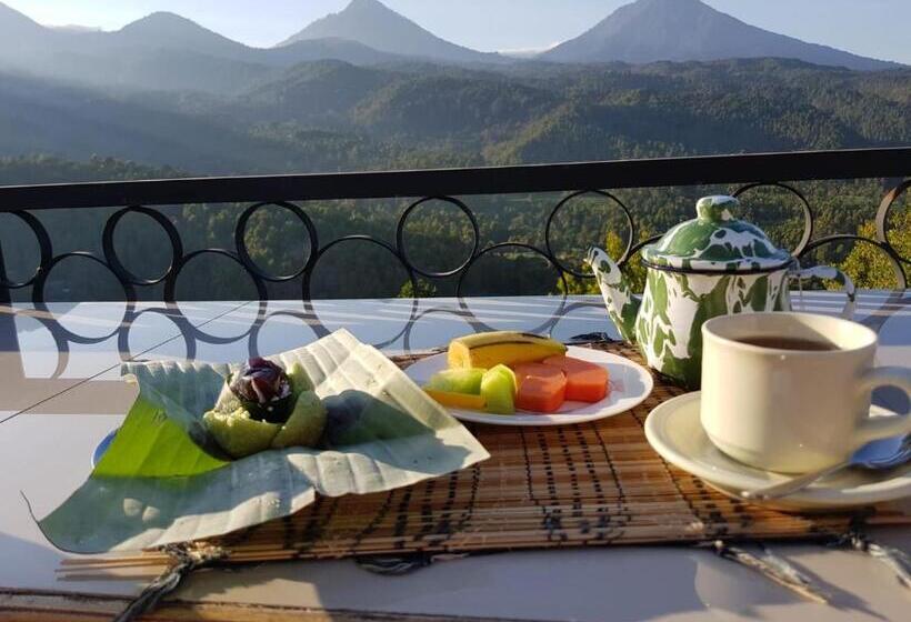 バルコニー付きスタンダードルーム, Umah De Madya & Rooftop De Madya