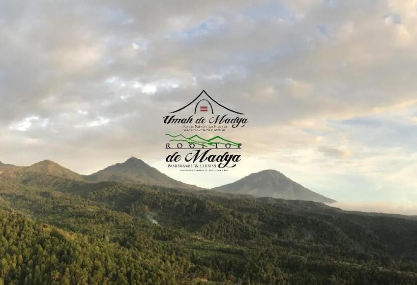 バルコニー付きデラックスルーム, Umah De Madya & Rooftop De Madya