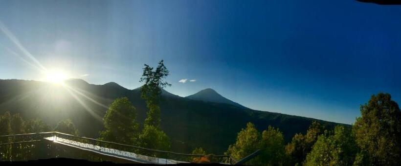 バルコニー付きデラックスルーム, Umah De Madya & Rooftop De Madya