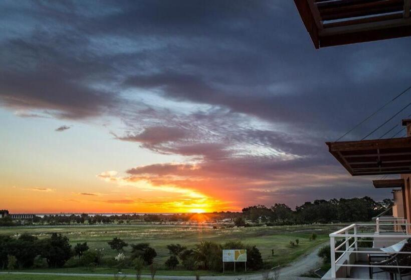 آپارتمان 1 خوابه, Lomas Del Real Apart