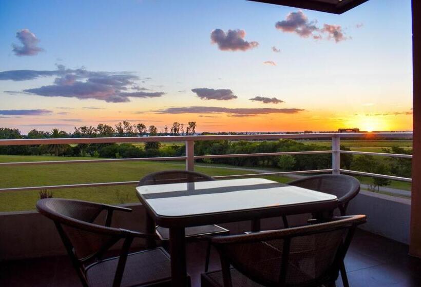 آپارتمان 1 خوابه, Lomas Del Real Apart