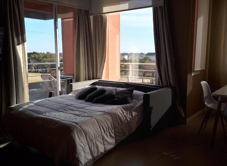 آپارتمان 1 خوابه, Lomas Del Real Apart