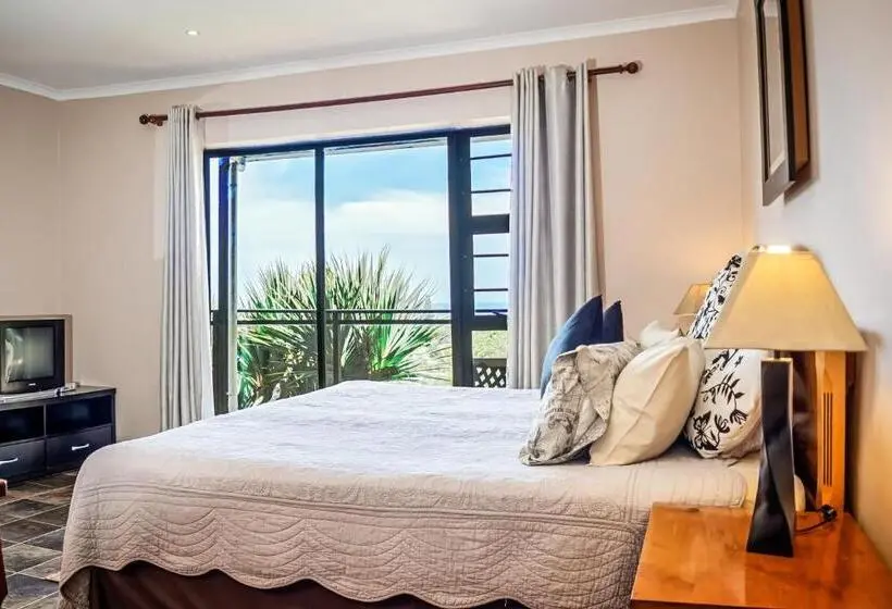 オーシャンビュースタンダードルームバルコニー付き, Albatros Guest House, Margate, South Africa