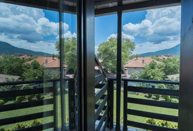 패밀리 스위트, Kadiyata Guest House