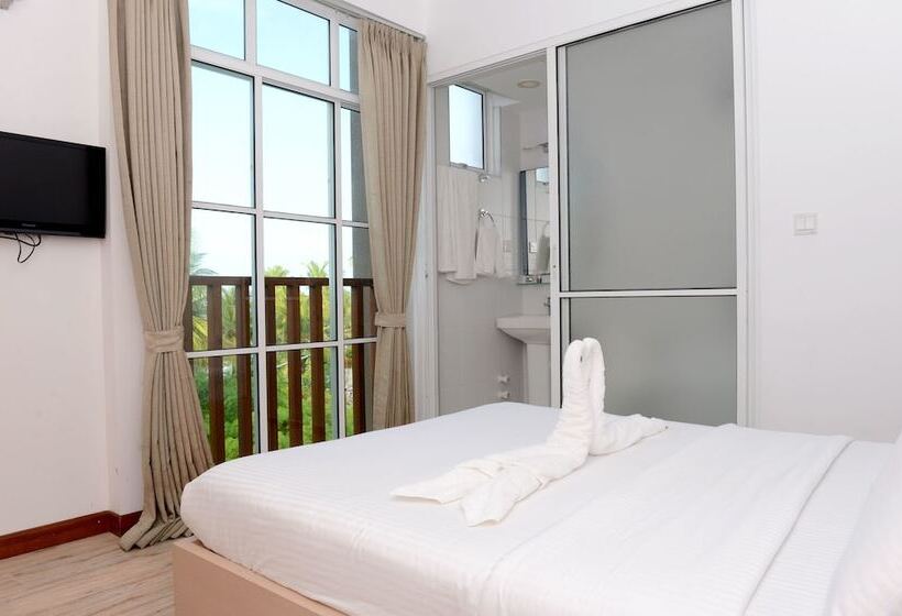 غرفة ديلوكس مطلّة علي البحر, Express Inn At Hulhumale