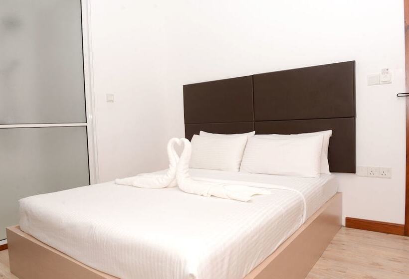 غرفة ديلوكس ثلاثية, Express Inn At Hulhumale