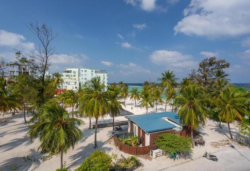 اتاق لوکس با چشم‌انداز دریا, Express Inn At Hulhumale