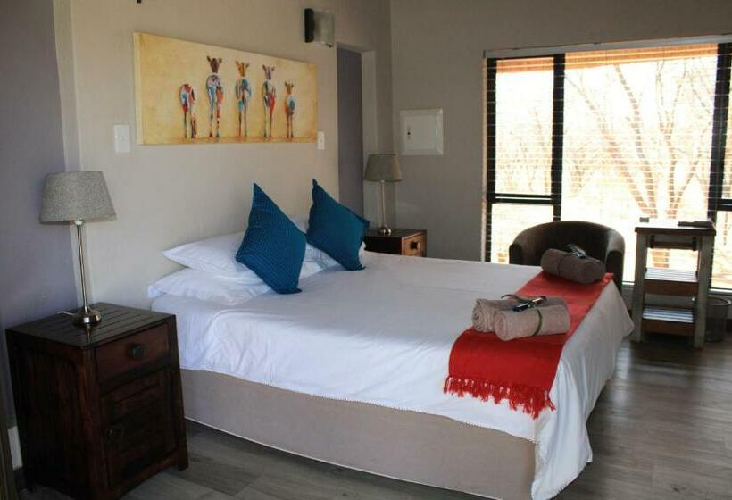 디럭스 룸, Thuhlo Lodge