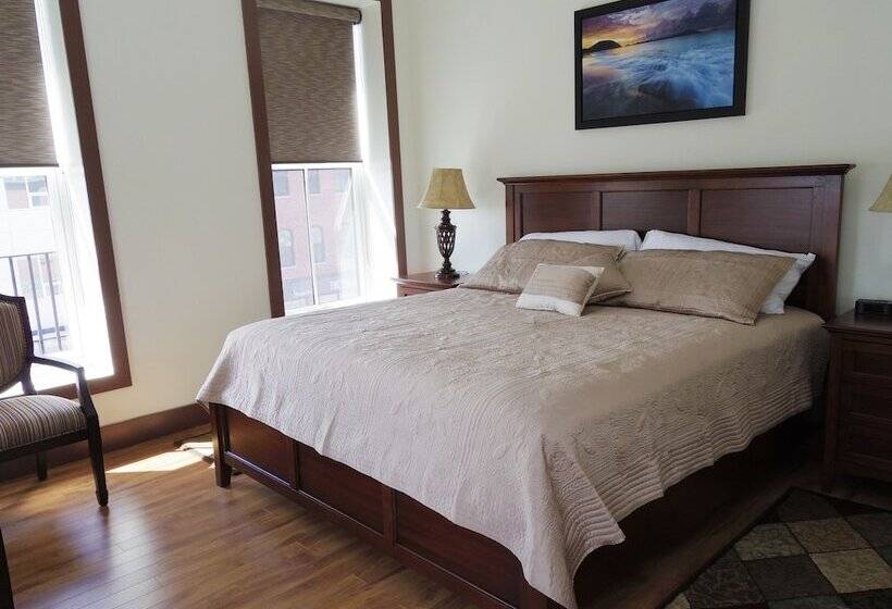 Deluxe Studio, Water Suites