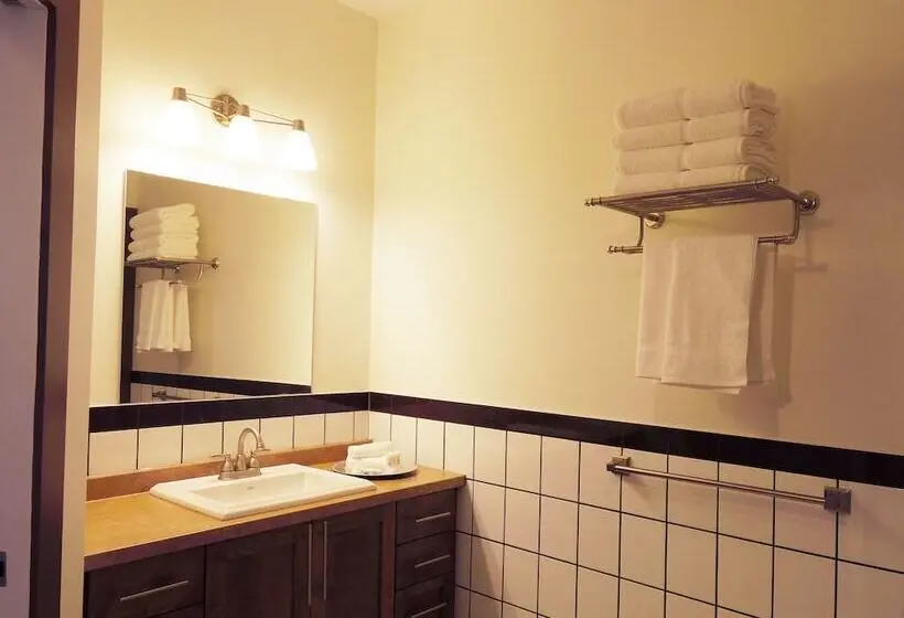 استودیوی لوکس, Water Suites