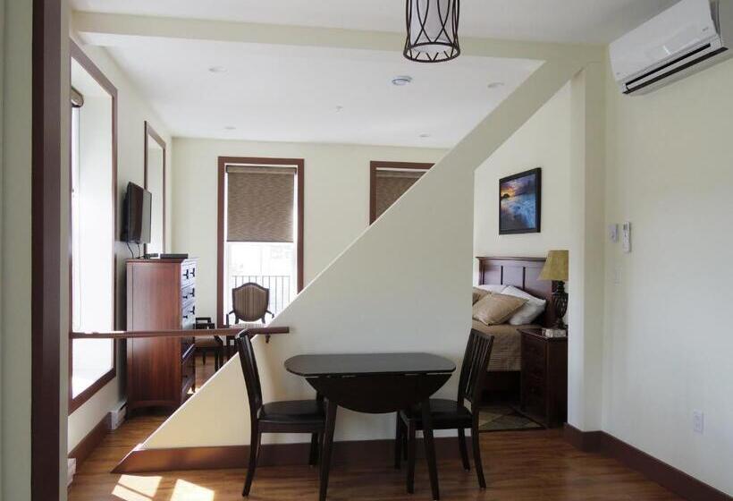 Deluxe Studio, Water Suites