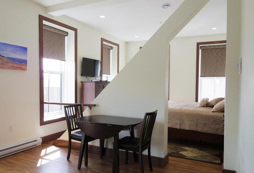 Deluxe Studio, Water Suites