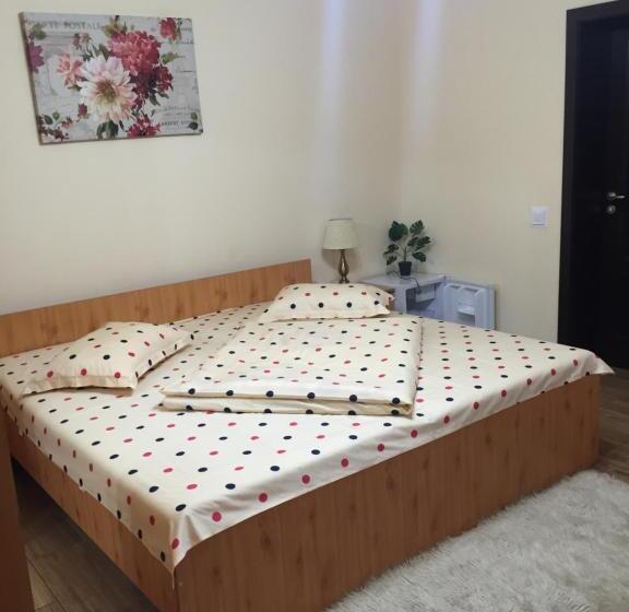 غرفة قياسية, Casa Belazur