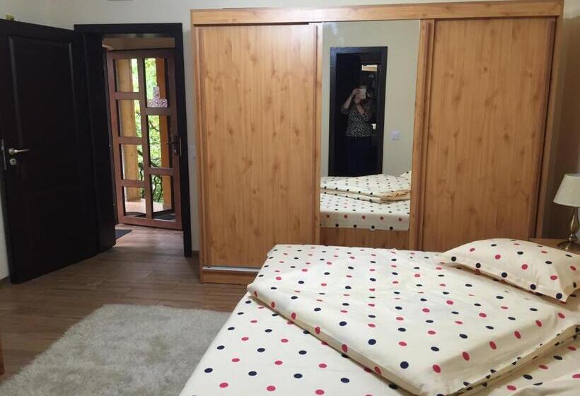 غرفة قياسية, Casa Belazur