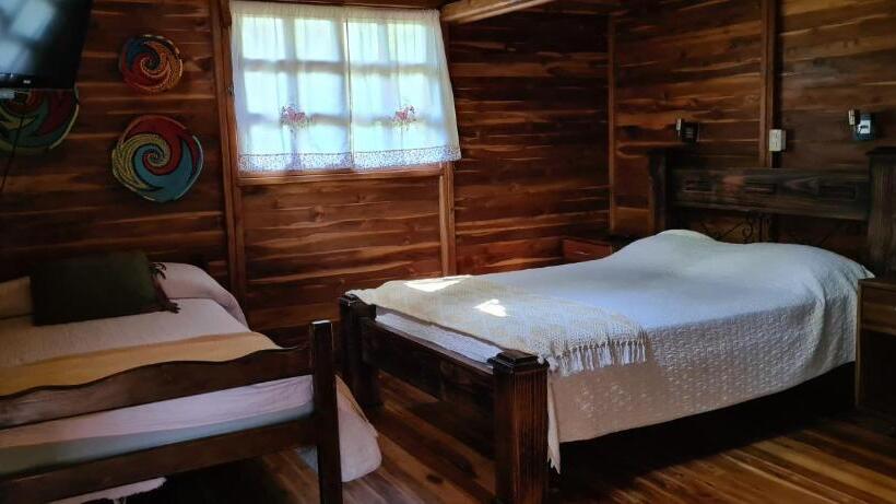 בקתת חדר, Congos Hostal Y Camping