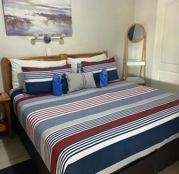 اتاق استاندارد, Acquila Guest House