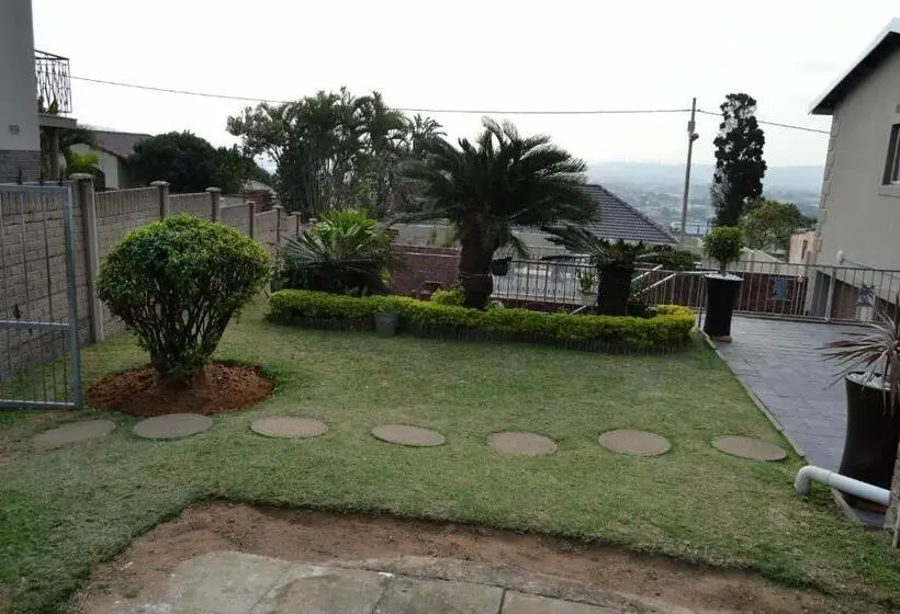 اتاق استاندارد, Acquila Guest House