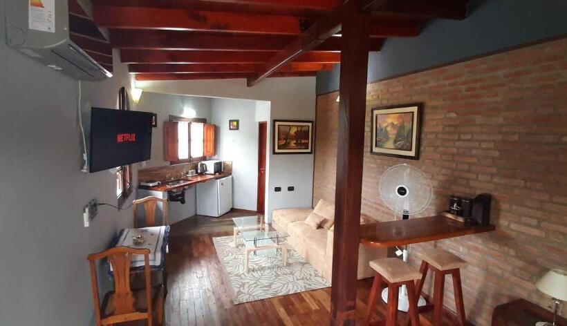 جناح ديلوكس, Apart Y Suite Portal Del Luz