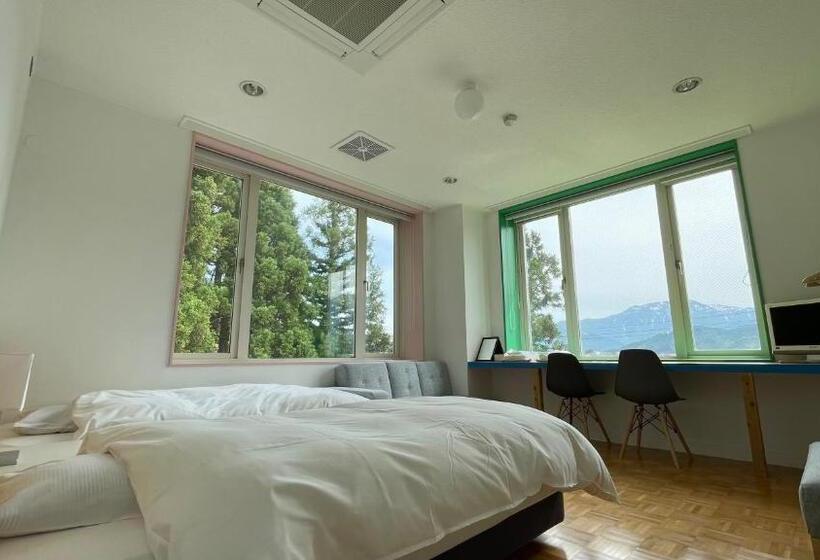 غرفة قياسية حمام مشترك, Muikamachi Hutte