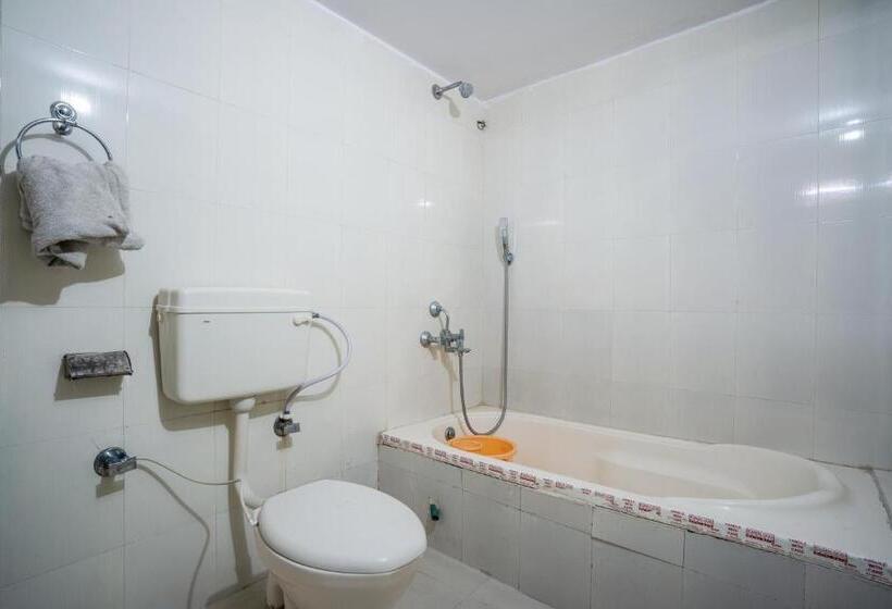 اتاق سوپریور با تخت بزرگ, Crazy Camel Hotel & Safari