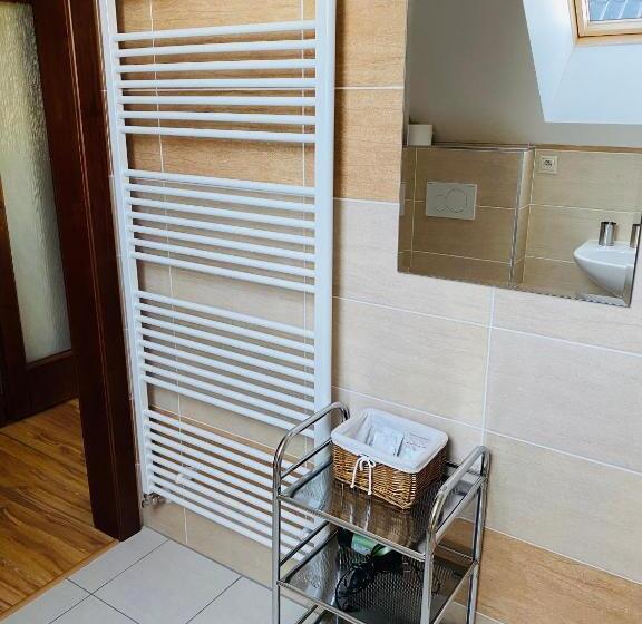 سوییت, Vila Mlynica