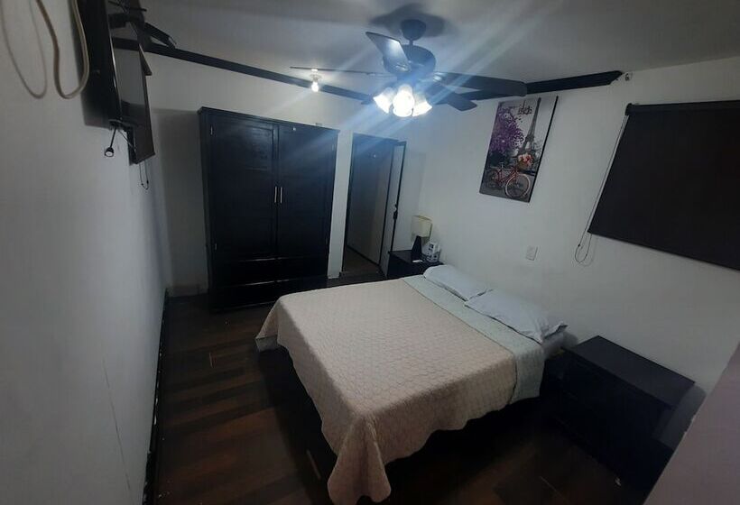 스탠다드 스튜디오, Garcias Suites Y