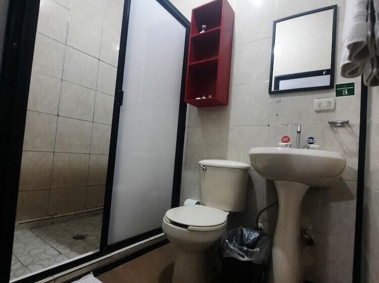 스탠다드 스튜디오, Garcias Suites Y