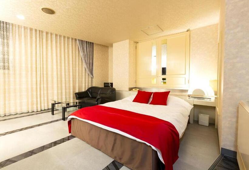 غرفة قياسية فردية, Liberty Kochi