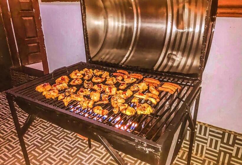 Basis 3-Bett-Zimmer, Sajee Villa