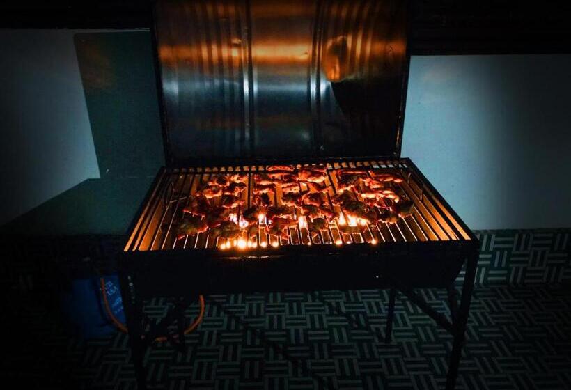 Basis 3-Bett-Zimmer, Sajee Villa