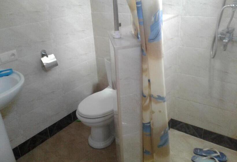 استودیو خانوادگی, Guest House Edem