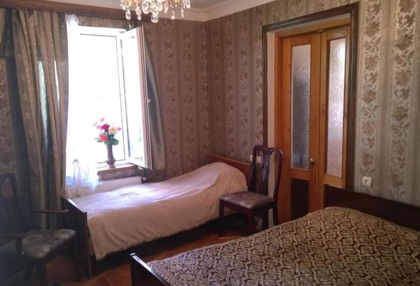 اتاق لوکس, Guest House Edem
