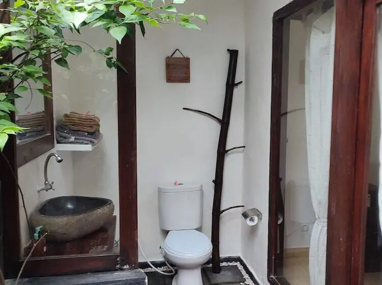 スーペリアールーム, The This Kon Gili Meno
