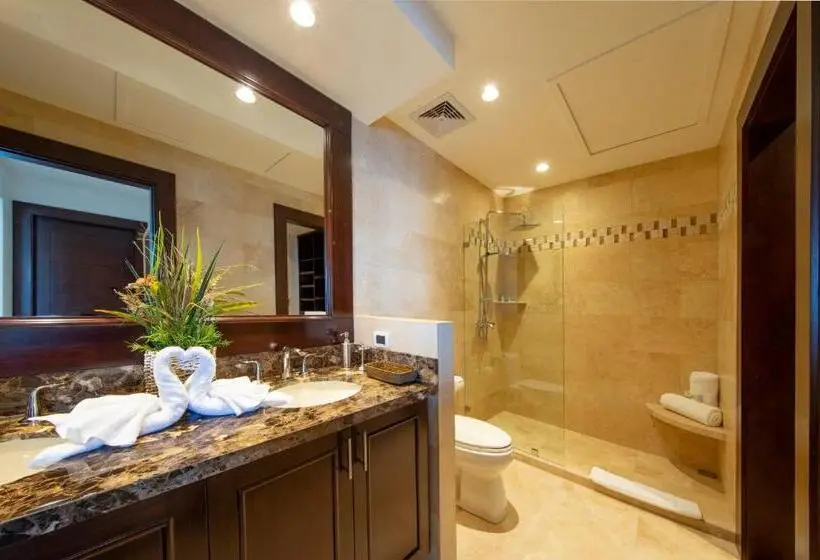 海の見える3ベッドルームアパートメント, 360 Splendor Del Pacifico Residences