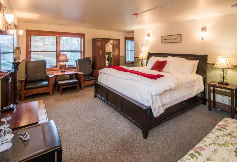 带大床的套房, The Heron Inn And Day Spa