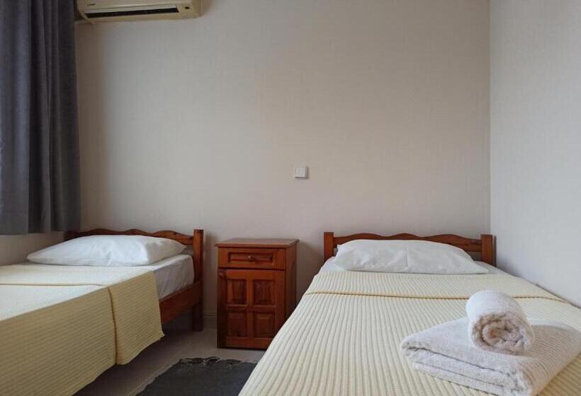 جناح مطلّ علي حمام السباحة, Işıl Suit Apart Otel