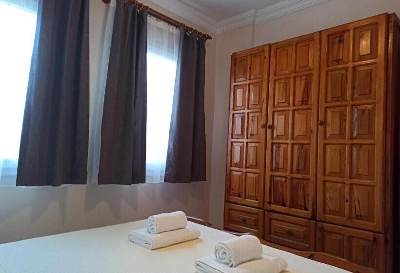 جناح جونيور مطلّ علي حمام السباحة, Işıl Suit Apart Otel