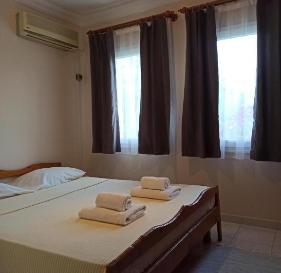 جناح جونيور مطلّ علي حمام السباحة, Işıl Suit Apart Otel