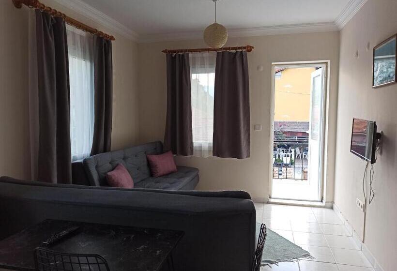 小型套房带泳池景, Işıl Suit Apart Otel
