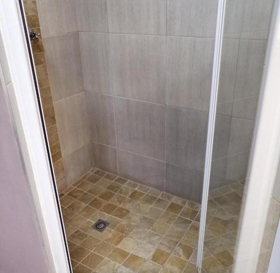 غرفة قياسية ثلاثية, 10 Windell Self Catering Accommodation