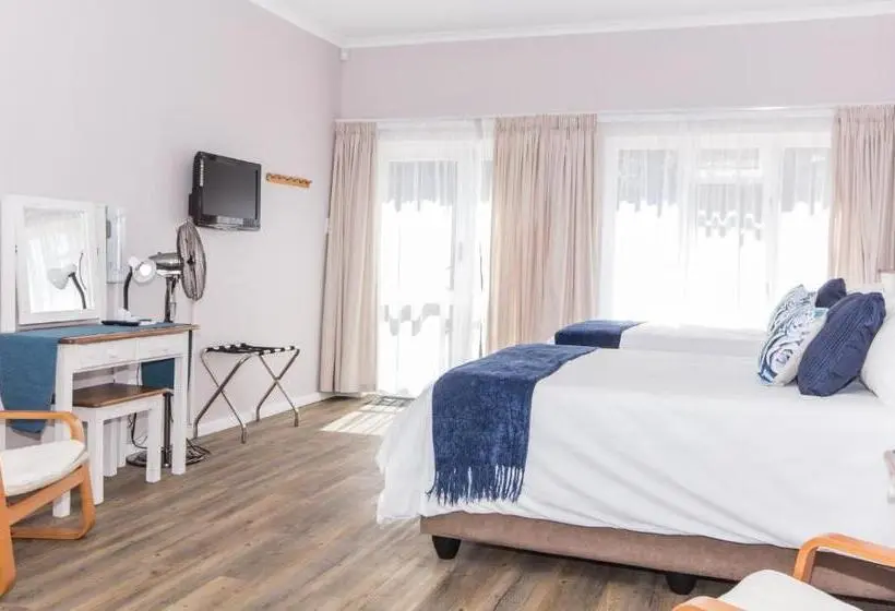 スタンダードトリプルルーム, 10 Windell Self Catering Accommodation