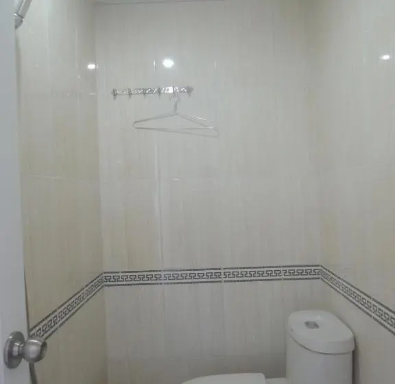 اتاق استاندارد, Gia Han Guesthouse