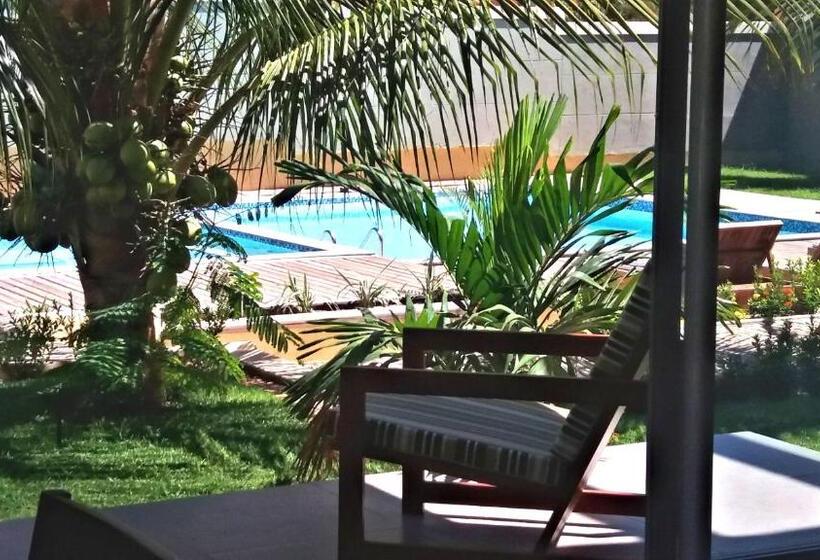 Апартаменты Deluxe 1 Спальня, Ravenala Hotel Boutique