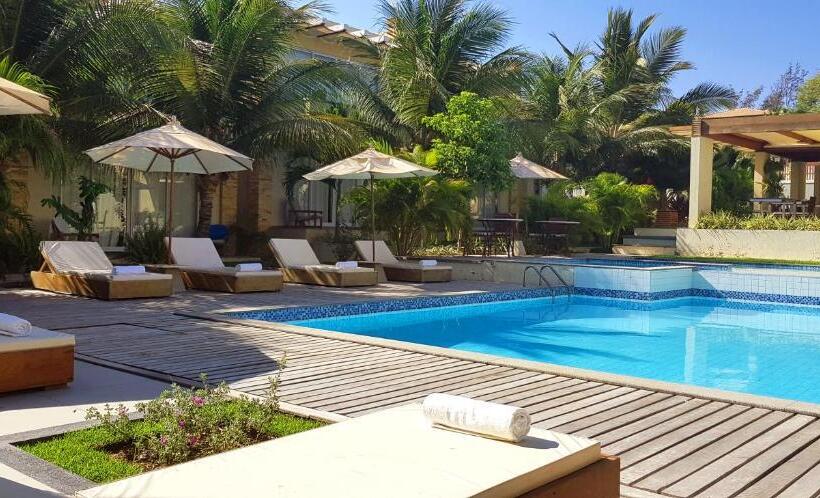 Люкс Deluxe Кровать Кинг, Ravenala Hotel Boutique