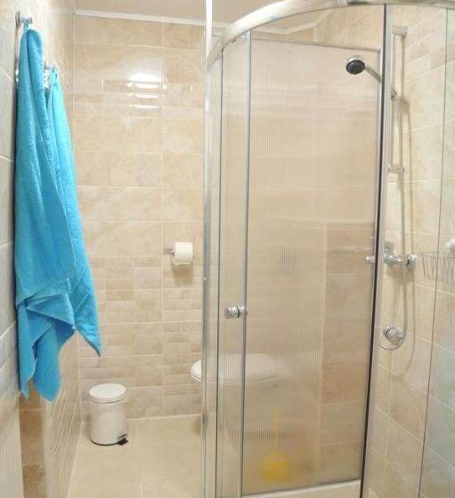 إستوديو قياسى, Penzion Libertas Mariánské Lázně